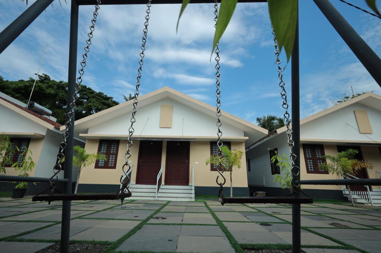 Lakeway Resorts Alappuzha Exterior photo